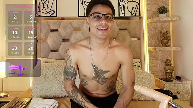 Snapshot of Andrew_Haalls chatting on November 11, 2025, 8:03 pm Andrew Haalls online show from November 11, 2025, 8:03 pm