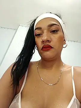 brendaxlovee online show from December 2, 2025, 12:11 am