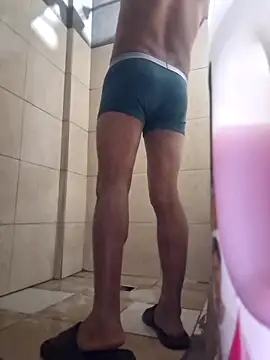 sanz957 online show from December 19, 2025, 3:32 am