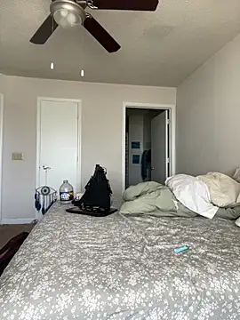 TheRealKnottiHead online show from April 22, 2026, 1:29 pm