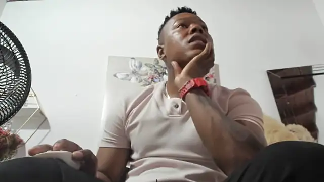 hathor  01 online show from November 6, 2025, 3:43 am