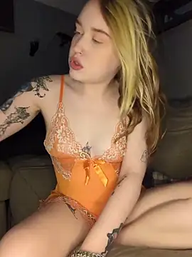mattiethebaddieee online show from May 15, 2026, 4:10 am