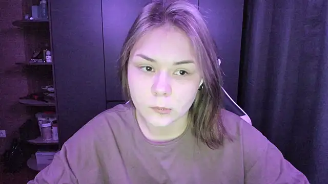 sophia lix online show from November 29, 2025, 1:00 pm