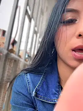 Snapshot of anny__18 chatting on November 1, 2025, 5:40 pm anny 18 online show from November 1, 2025, 5:40 pm