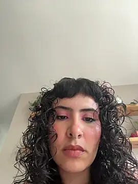 Snapshot of SugarTroubl33 chatting on February 14, 2026, 1:55 pm SugarTroubl33 online show from February 14, 2026, 1:55 pm