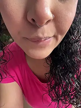 SugarTroubl33 online show from November 4, 2025, 1:15 pm