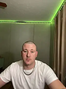 Snapshot of thepornplugz chatting on February 21, 2026, 8:11 pm thepornplugz online show from February 21, 2026, 8:11 pm
