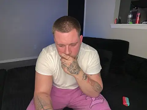 Snapshot of thepornplugz chatting on February 12, 2026, 4:23 am thepornplugz online show from February 12, 2026, 4:23 am