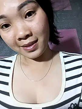 Lovebaby-love online show from December 14, 2025, 2:33 pm