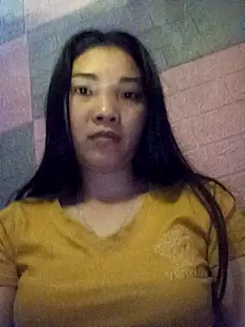 Lovebaby-love online show from November 18, 2025, 1:43 am