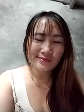 emini-xx online show from November 8, 2025, 10:19 am