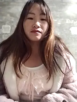 emini-xx online show from November 28, 2025, 11:05 pm