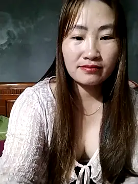 emini-xx online show from May 9, 2026, 12:41 pm