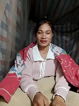 Snapshot of doggy-00 chatting on December 14, 2025, 9:09 pm doggy-00 online show from December 14, 2025, 9:09 pm