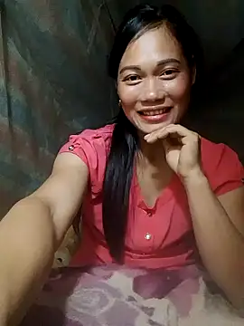 Snapshot of doggy-00 chatting on November 7, 2025, 12:04 am doggy-00 online show from November 7, 2025, 12:04 am