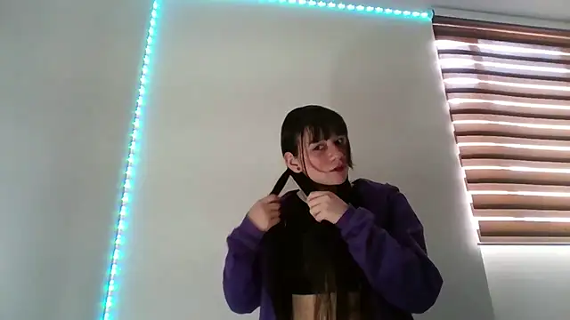 Snapshot of My_Meloddy chatting on December 3, 2025, 1:43 pm My Meloddy online show from December 3, 2025, 1:43 pm