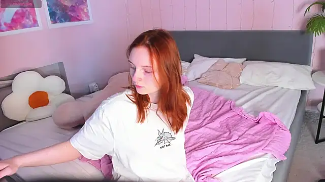 AngelWisee online show from April 15, 2026, 3:12 am