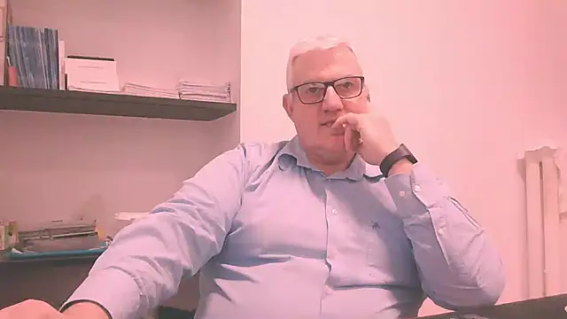 Snapshot of Diegoriv71 chatting on February 2, 2026, 12:48 pm Diegoriv71 online show from February 2, 2026, 12:48 pm