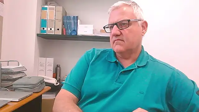Snapshot of Diegoriv71 chatting on June 3, 2026, 2:44 pm Diegoriv71 online show from June 3, 2026, 2:44 pm