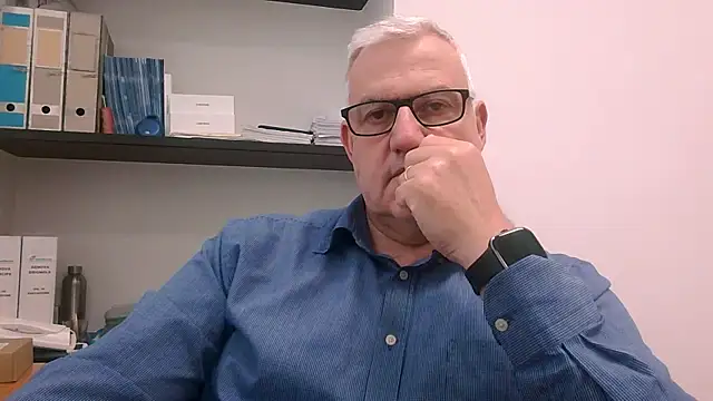 Snapshot of Diegoriv71 chatting on May 14, 2026, 12:35 pm Diegoriv71 online show from May 14, 2026, 12:35 pm