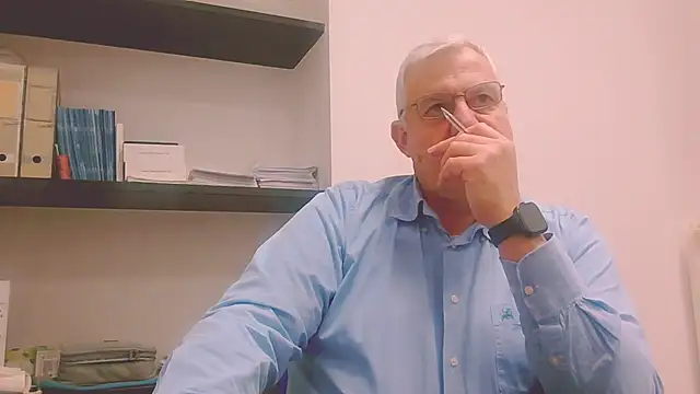 Snapshot of Diegoriv71 chatting on February 11, 2026, 11:54 am Diegoriv71 online show from February 11, 2026, 11:54 am