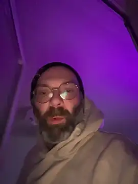 Snapshot of edgarmachtsderbe chatting on November 10, 2025, 11:32 pm edgarmachtsderbe online show from November 10, 2025, 11:32 pm