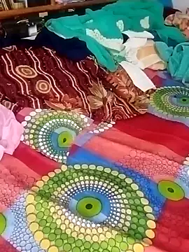 Snapshot of hot_couple_000 chatting on February 16, 2026, 4:16 pm hot couple 000 online show from February 16, 2026, 4:16 pm