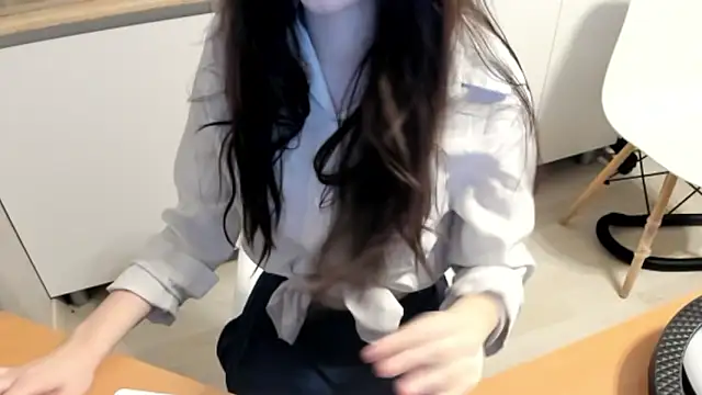 britneyramers online show from October 29, 2025, 6:29 pm