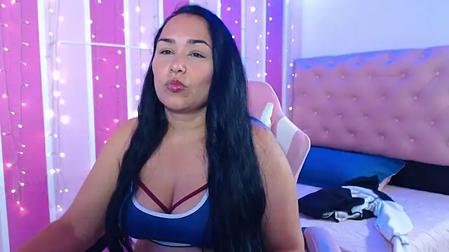 stacy mg online show from October 27, 2025, 2:18 pm