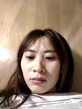 Snapshot of Em_xinh01 chatting on February 14, 2026, 1:55 pm Em xinh01 online show from February 14, 2026, 1:55 pm