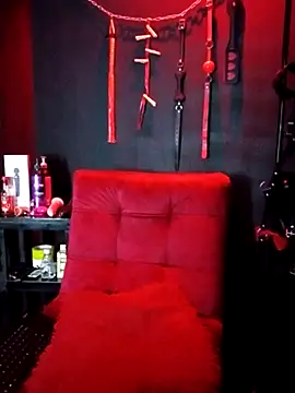 Loana bdsm online show from February 17, 2026, 7:44 pm