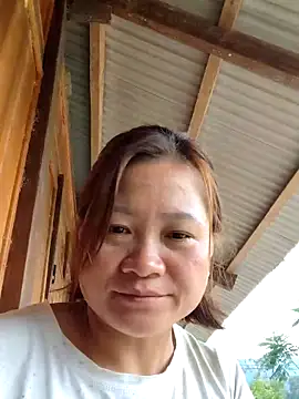 Nana xinh online show from November 5, 2025, 6:27 am