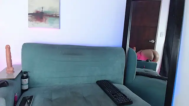 evelinmartinez online show from January 12, 2026, 7:53 pm