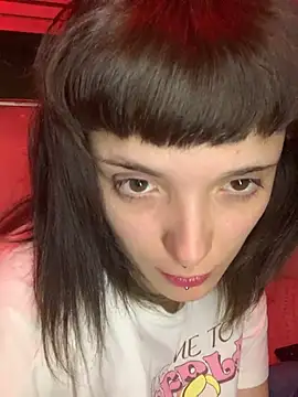 xlucifer13 online show from November 5, 2025, 2:14 am