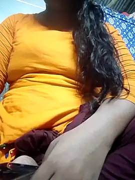 Liza0103 online show from June 24, 2026, 2:26 pm