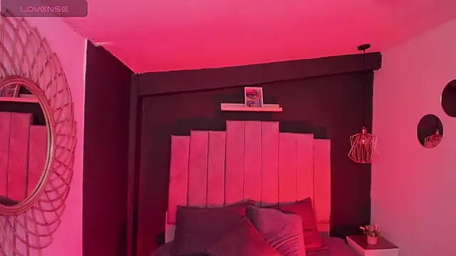 mia jagger online show from March 2, 2026, 8:49 pm