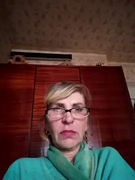 Snapshot of Georgette466 chatting on November 9, 2025, 9:46 am Georgette466 online show from November 9, 2025, 9:46 am