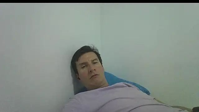 Snapshot of carliesexyman chatting on November 6, 2025, 2:59 am carliesexyman online show from November 6, 2025, 2:59 am