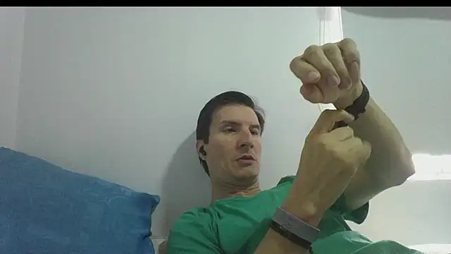 Snapshot of carliesexyman chatting on November 15, 2025, 1:48 pm carliesexyman online show from November 15, 2025, 1:48 pm