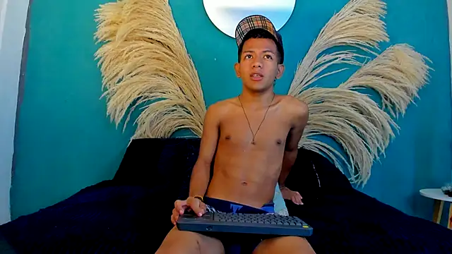 Snapshot of wild_best chatting on November 13, 2025, 7:51 pm wild best online show from November 13, 2025, 7:51 pm