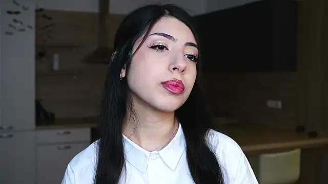 Snapshot of TonjaNeace chatting on November 9, 2025, 4:27 am TonjaNeace online show from November 9, 2025, 4:27 am