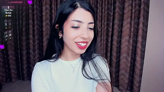 Snapshot of TonjaNeace chatting on November 19, 2025, 4:23 am TonjaNeace online show from November 19, 2025, 4:23 am