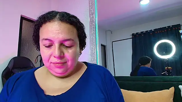 Snapshot of Natasha_Amber chatting on December 1, 2025, 3:24 pm Natasha Amber online show from December 1, 2025, 3:24 pm