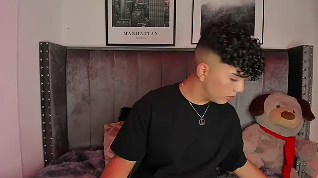 Snapshot of Niick_Twiink chatting on December 4, 2025, 8:08 pm Niick Twiink online show from December 4, 2025, 8:08 pm