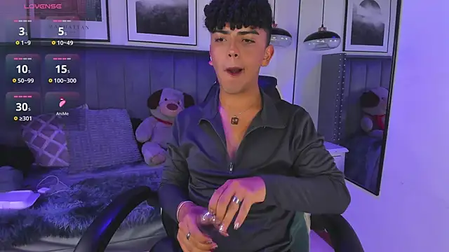 Snapshot of Niick_Twiink chatting on November 27, 2025, 7:36 pm Niick Twiink online show from November 27, 2025, 7:36 pm