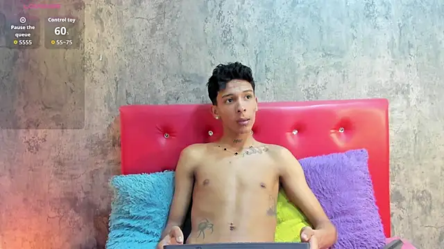 Max Steell online show from November 13, 2025, 3:43 am