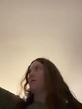 stonerbaby online show from October 31, 2025, 9:54 pm