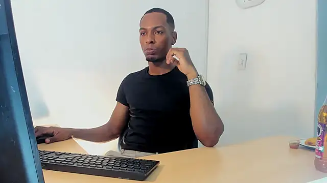 Snapshot of for_itan chatting on December 19, 2025, 12:40 pm for itan online show from December 19, 2025, 12:40 pm