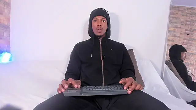 Snapshot of for_itan chatting on February 2, 2026, 1:10 pm for itan online show from February 2, 2026, 1:10 pm