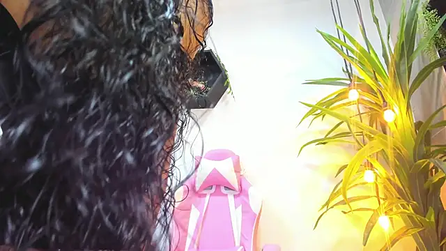 Snapshot of Marilyn_Blakee chatting on November 4, 2025, 12:20 pm Marilyn Blakee online show from November 4, 2025, 12:20 pm